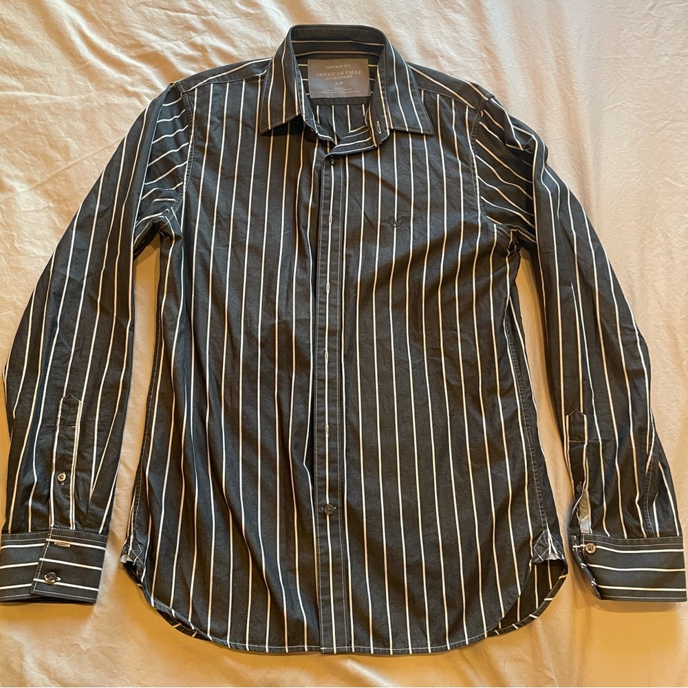 American Eagle Outfitters Black and White Striped Shirt